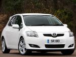 Toyota Auris SR180 2008 года